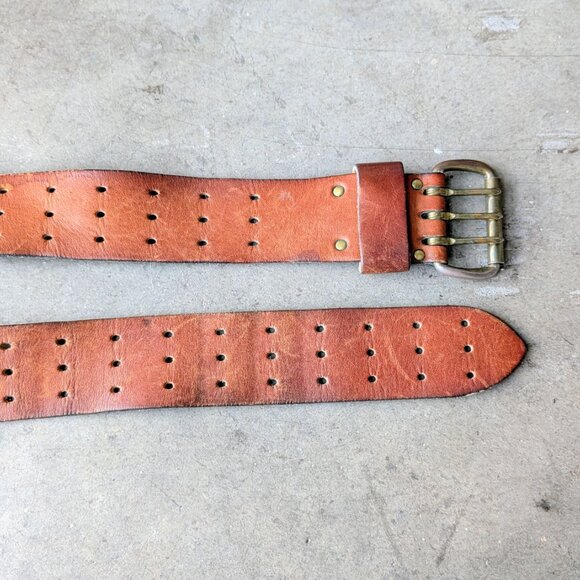 Vintage Brown Leather Three Hole Prong Buckle Wide Belt unisex - Picture 2 of 10